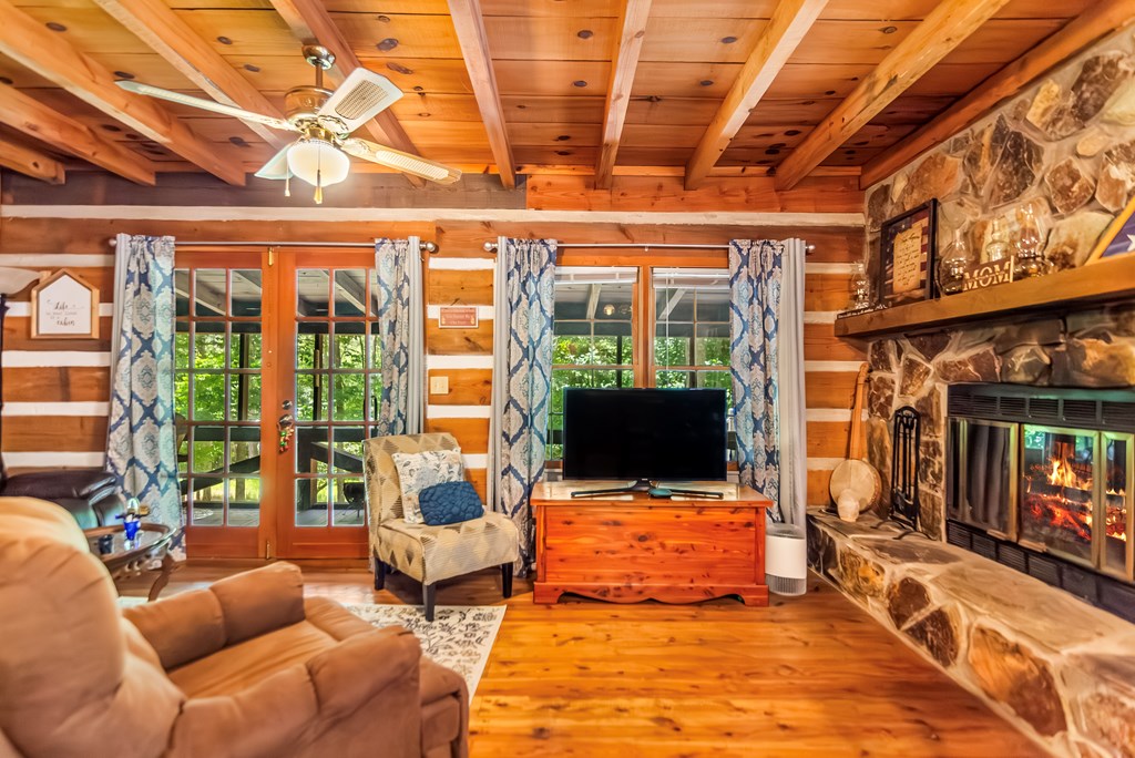 432750 Blue Ridge Active