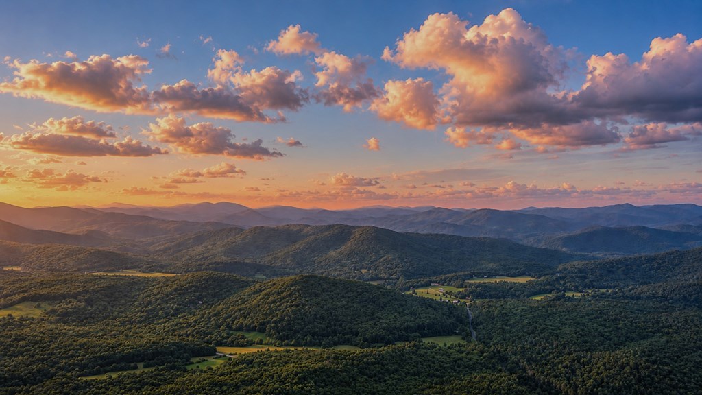 432750 Blue Ridge Active