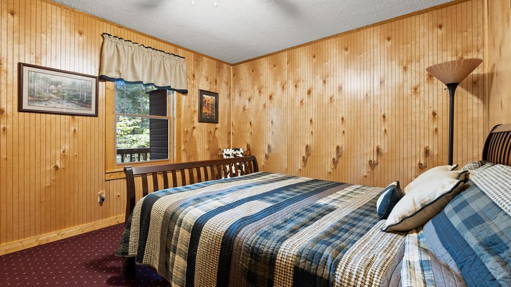 432779 Blue Ridge Active