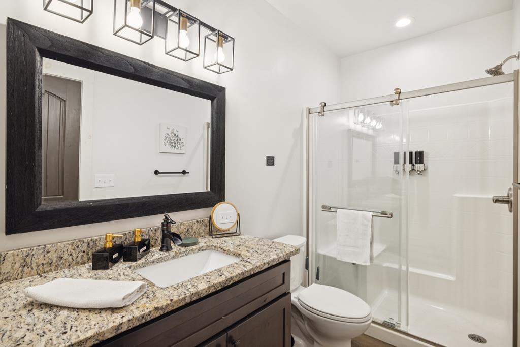 432787 Mineral Bluff Active