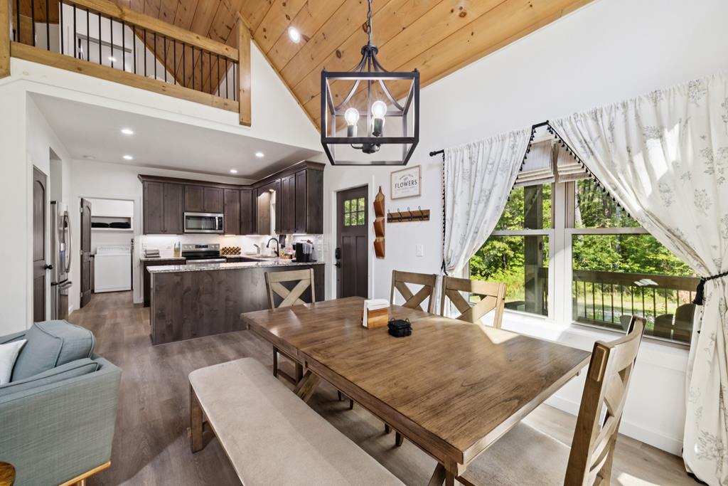432787 Mineral Bluff Active