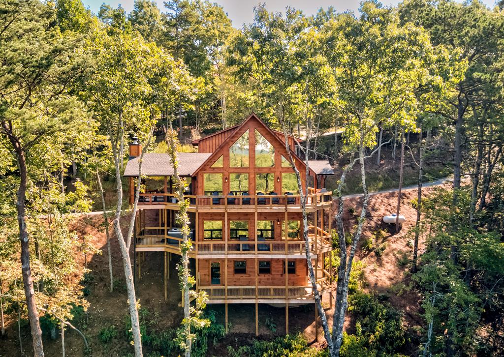 432789 Blue Ridge Active