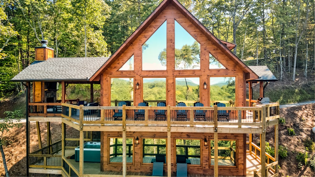 432789 Blue Ridge Active