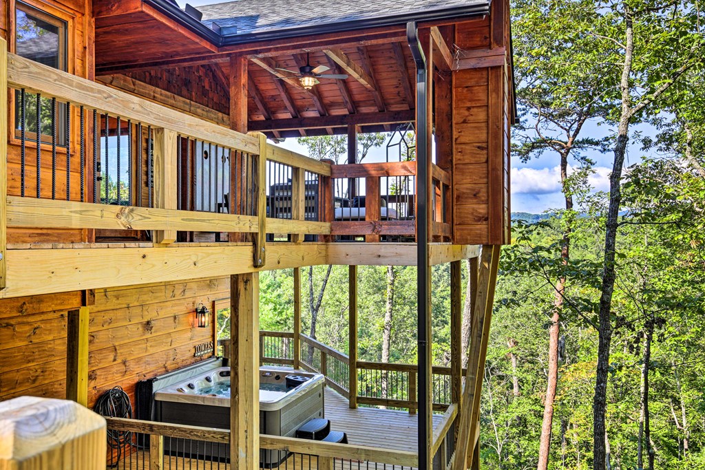 432789 Blue Ridge Active