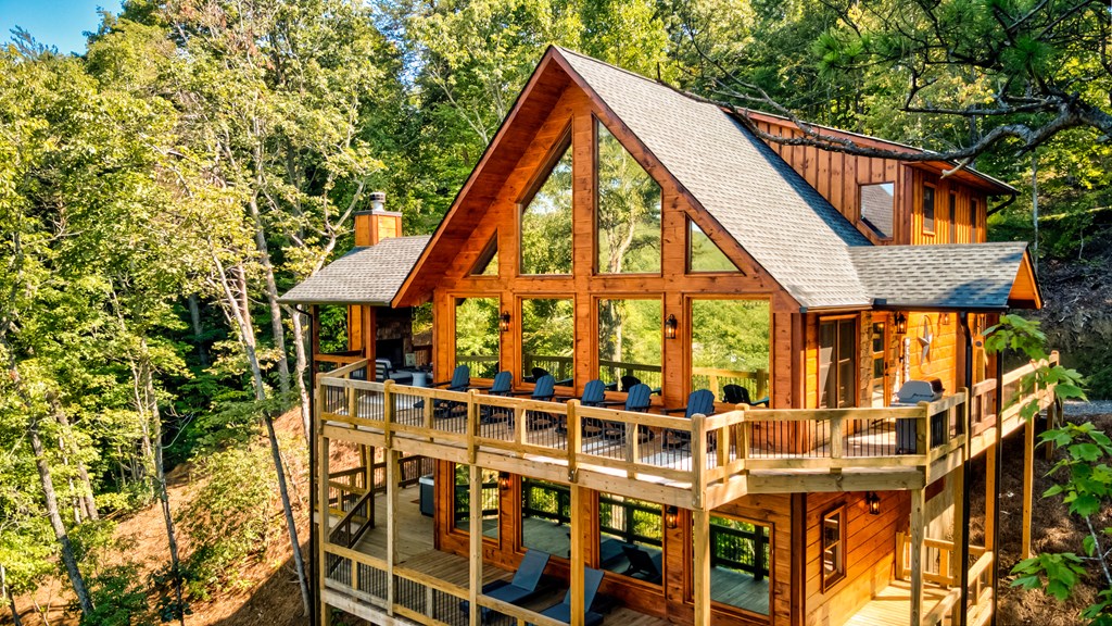 432789 Blue Ridge Active