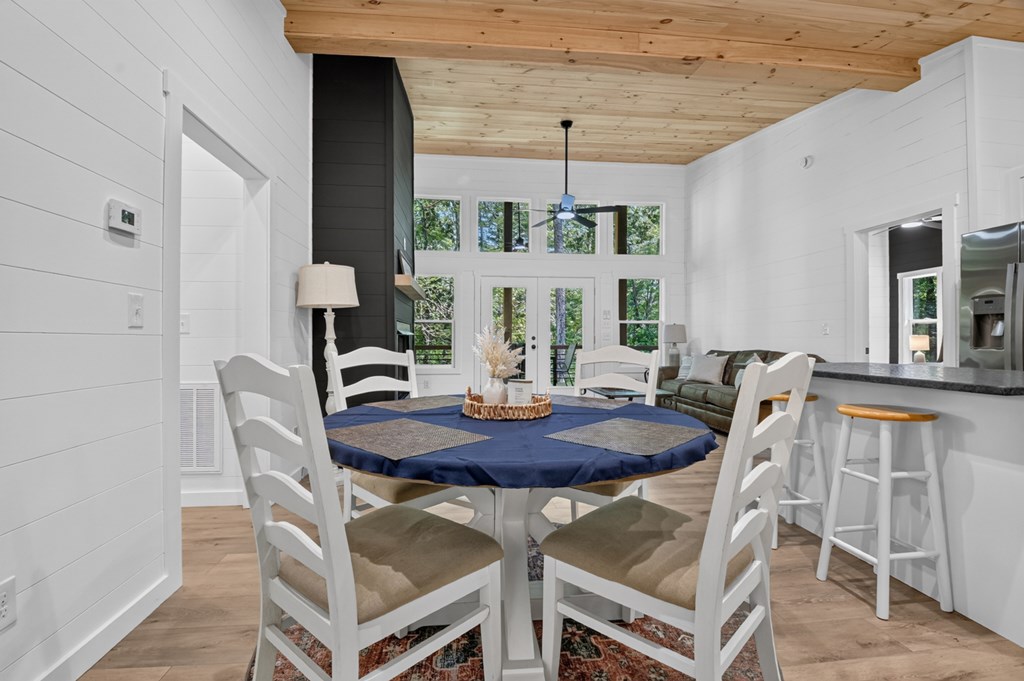 432803 Morganton Active