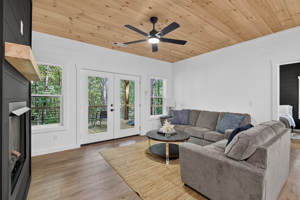 432803 Morganton Active