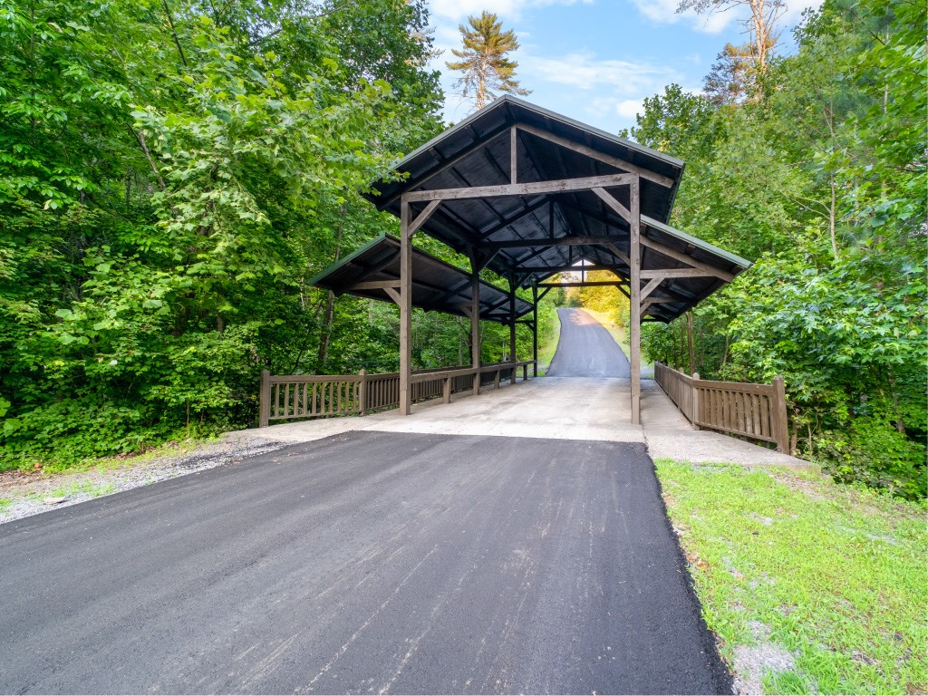 432808 Ellijay
 Land