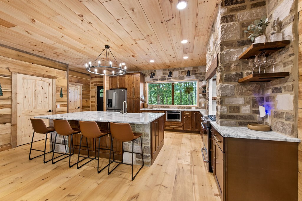 432809 Ellijay Active
