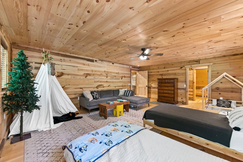 432809 Ellijay Active