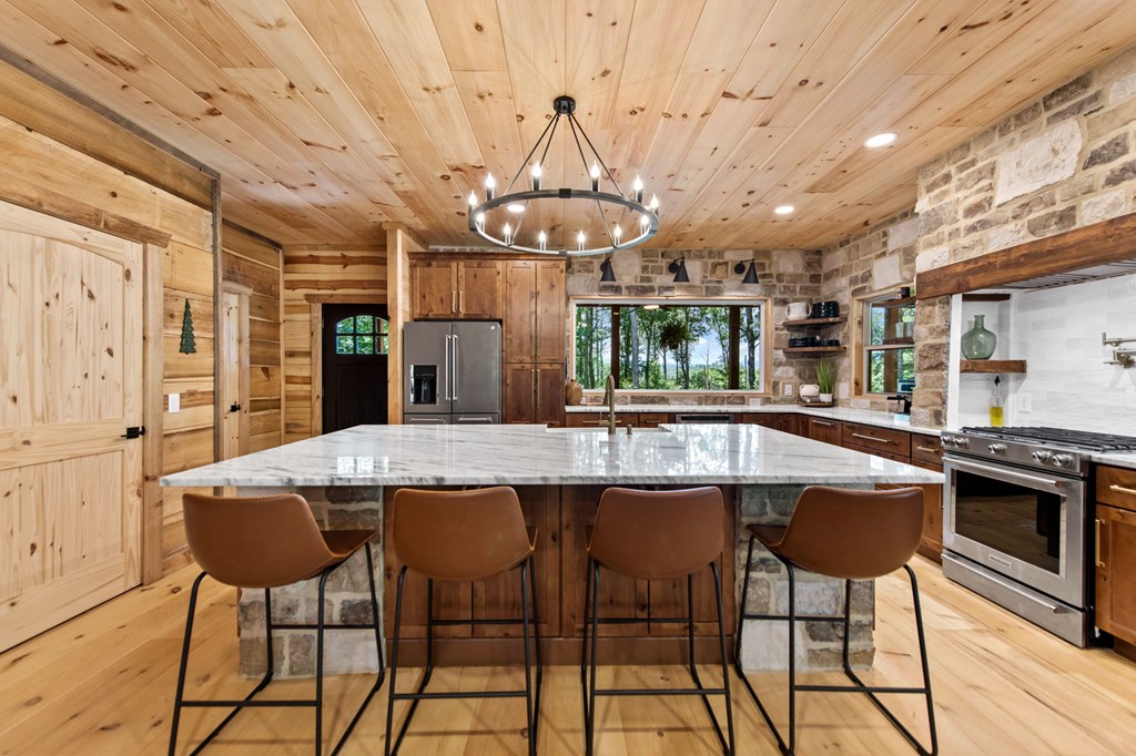 432809 Ellijay Active