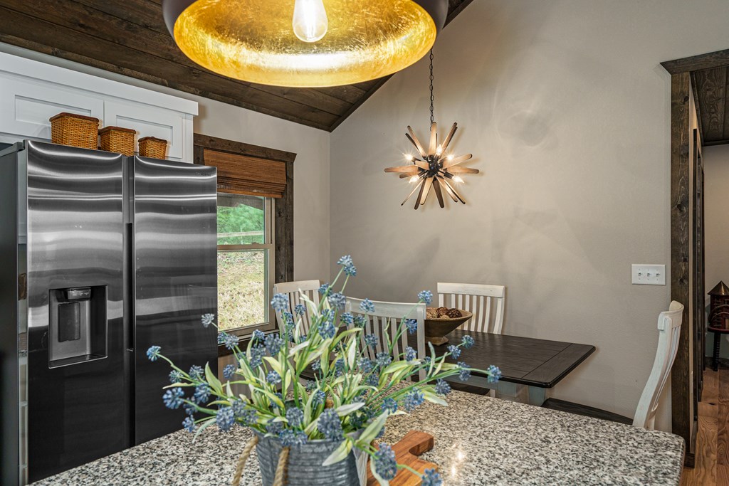 432818 Murphy Active