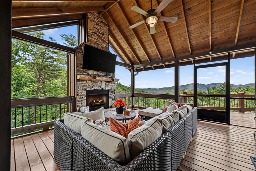 432822 Blue Ridge Active