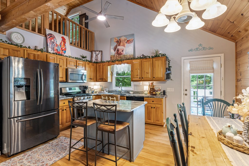 432823 Ellijay Active