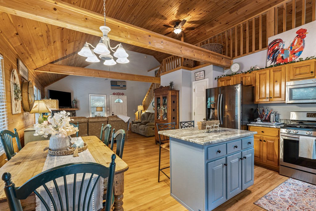 432823 Ellijay Active