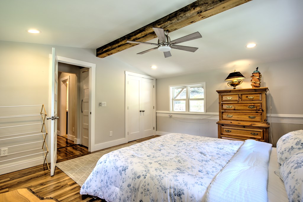 432825 Morganton Active