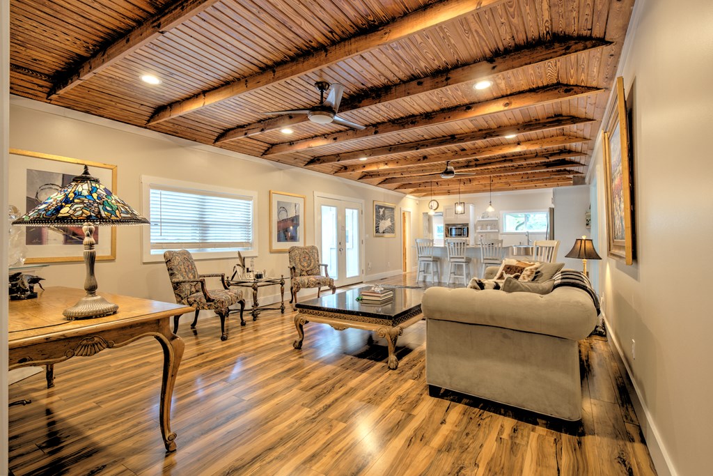 432825 Morganton Active