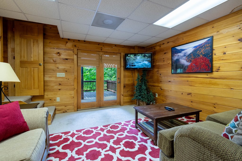 432831 Cherry Log Active