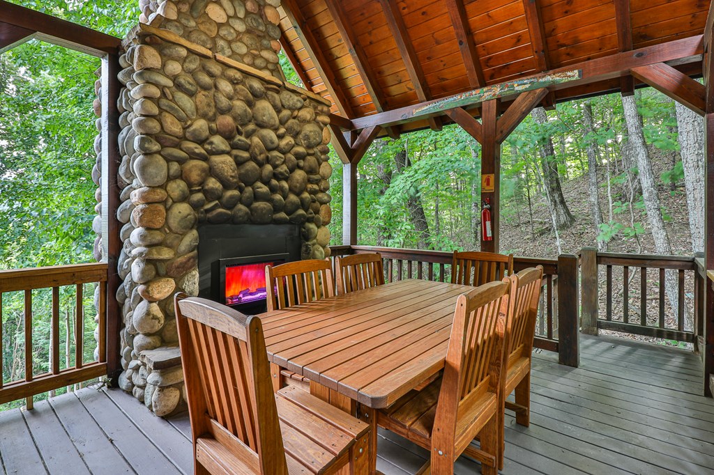 432837 Blue Ridge Active