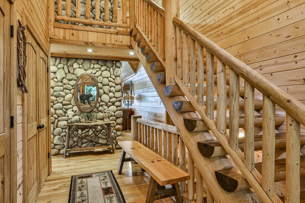 432837 Blue Ridge Active