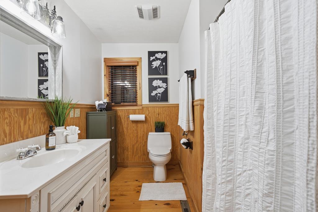 432847 Blue Ridge Active
