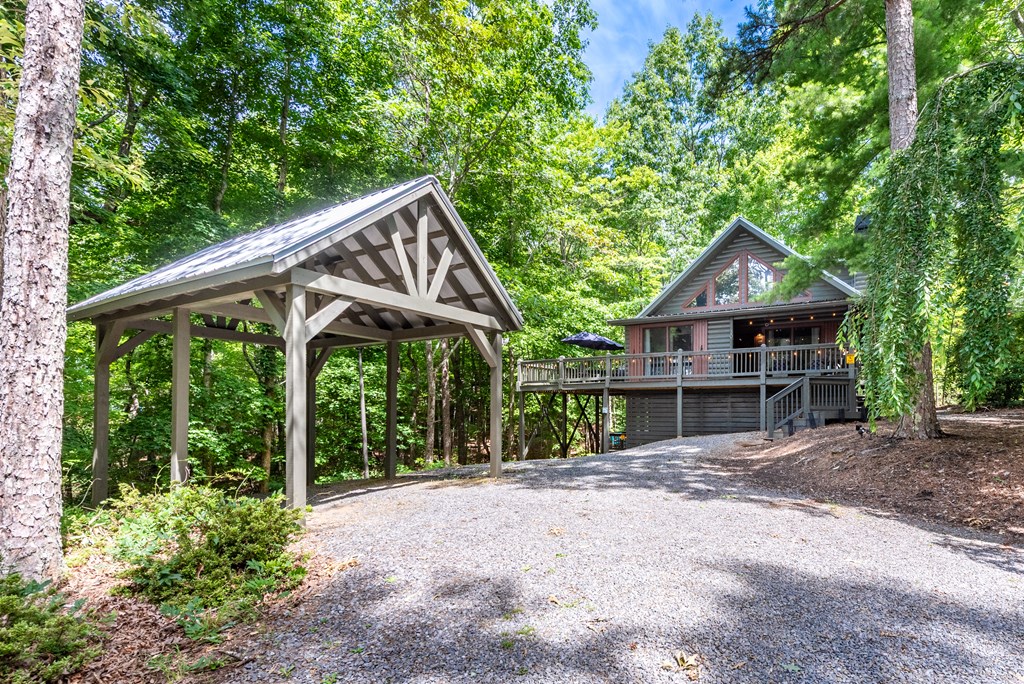 432851 Blue Ridge Active