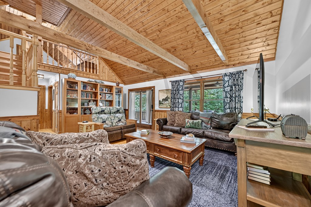 432873 Blue Ridge Active