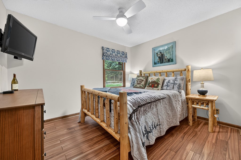 432873 Blue Ridge Active