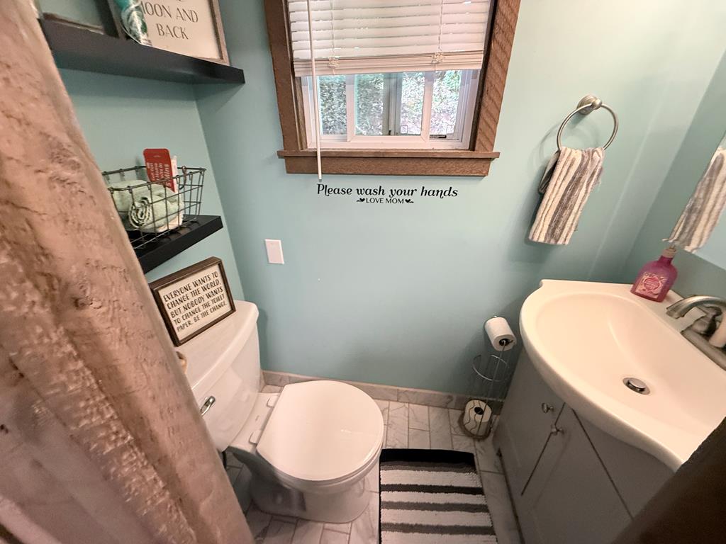 432886 Hiawassee Active