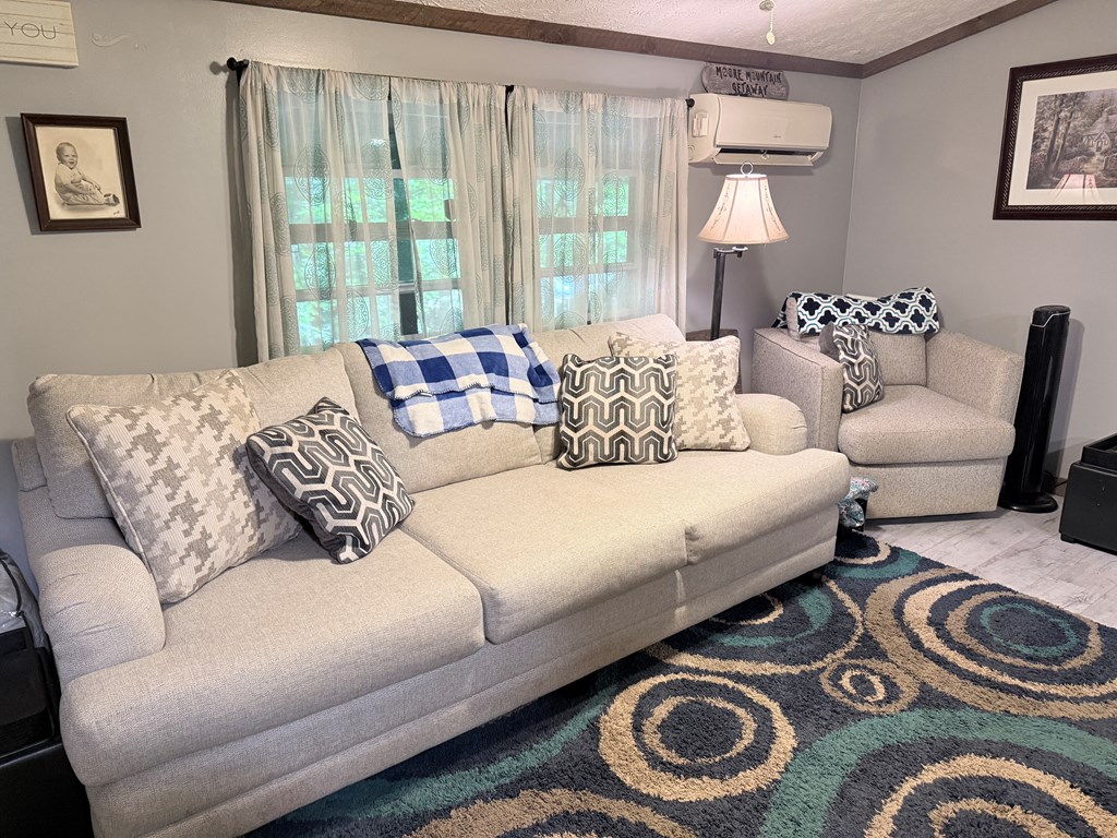 432886 Hiawassee Active