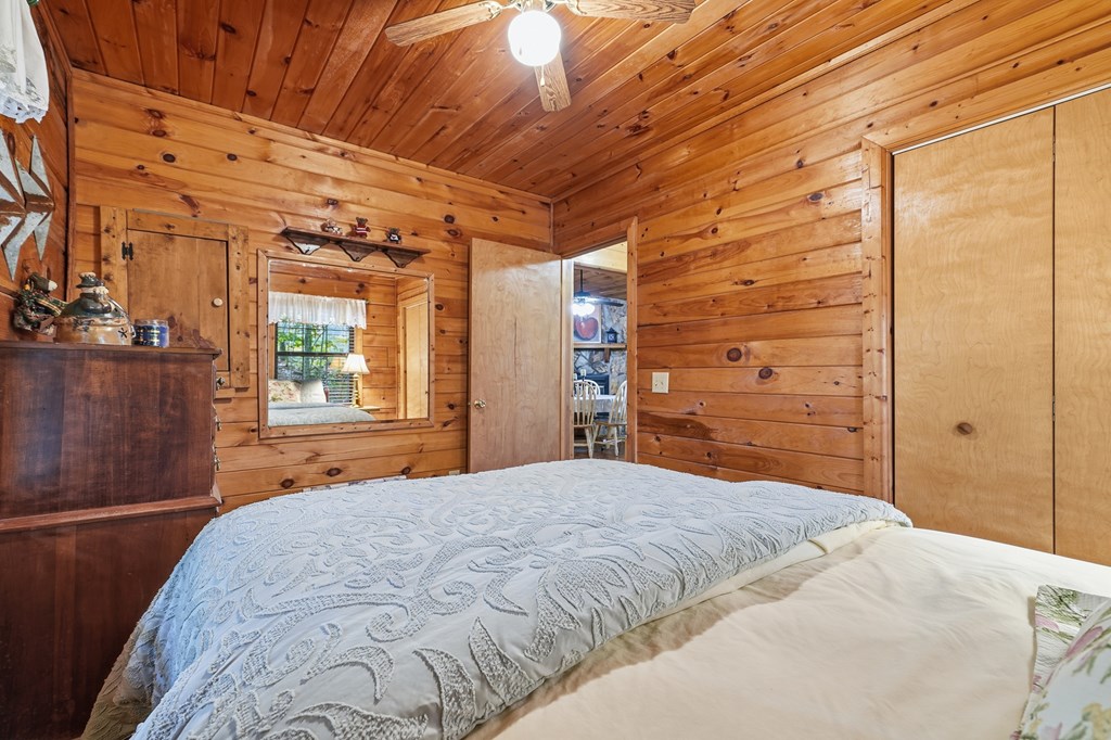 432890 Blue Ridge Active