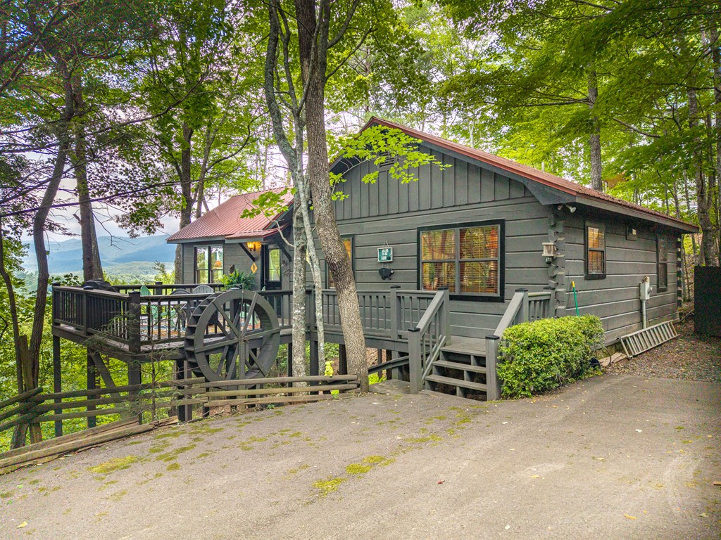 432890 Blue Ridge Active