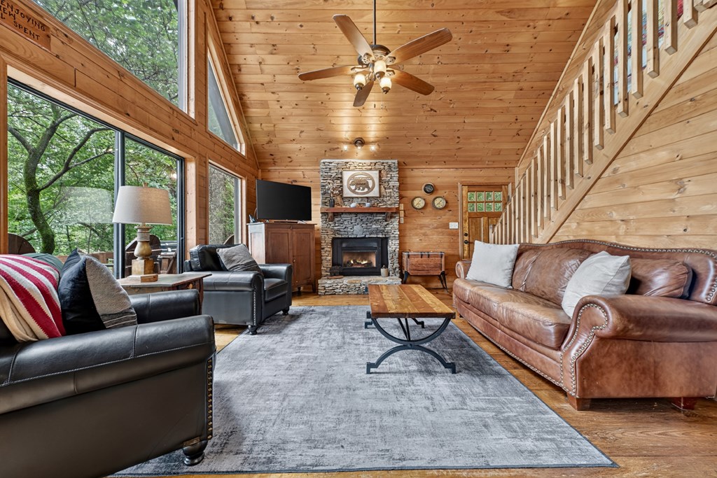 432898 Ellijay Active