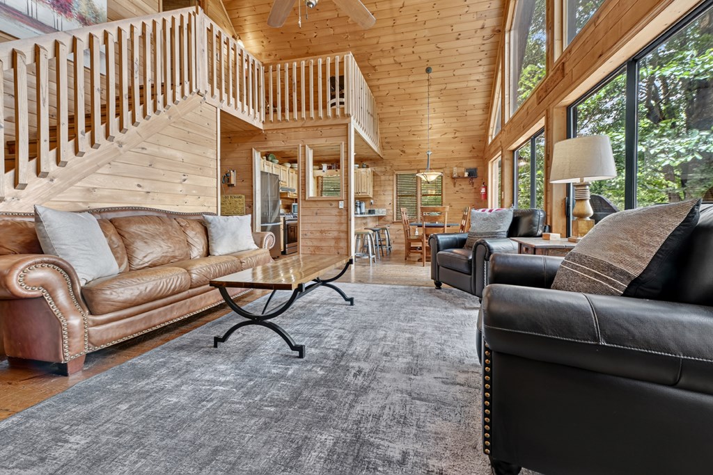 432898 Ellijay Active