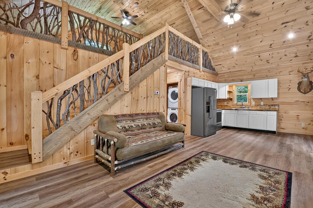 432917 Mineral Bluff Active
