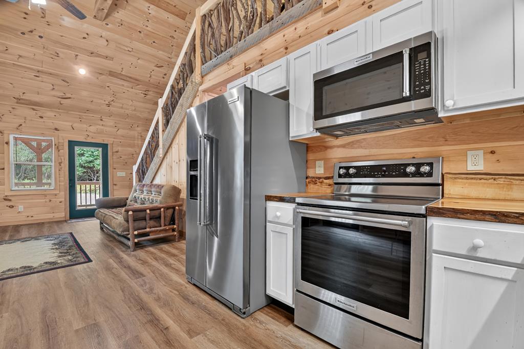 432917 Mineral Bluff Active