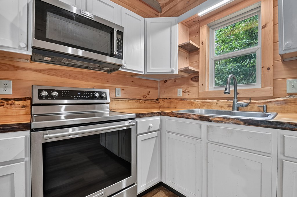 432917 Mineral Bluff Active
