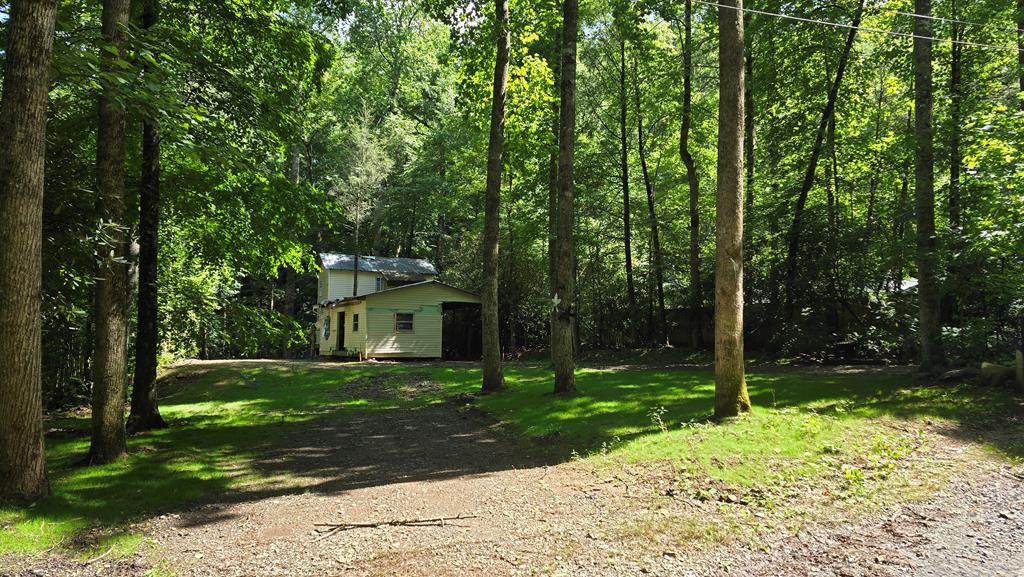 433940  Land