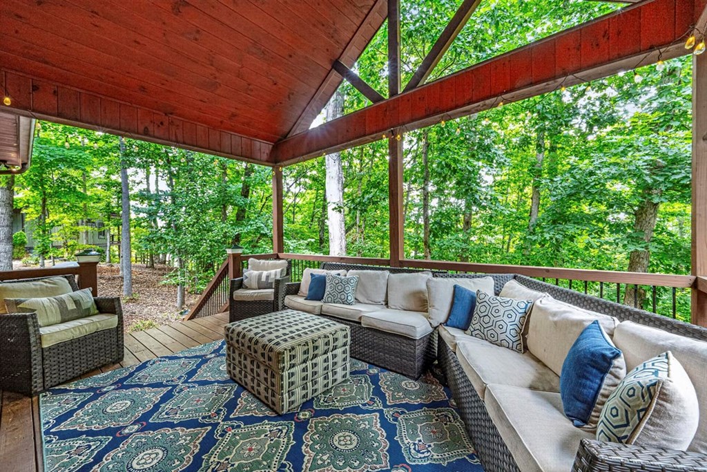 433943 Blue Ridge Active