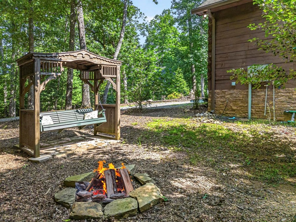 433943 Blue Ridge Active