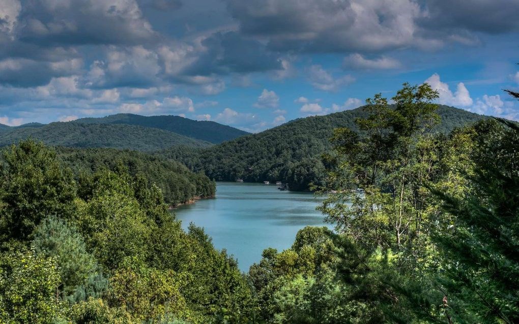 433983 Blue Ridge Active
