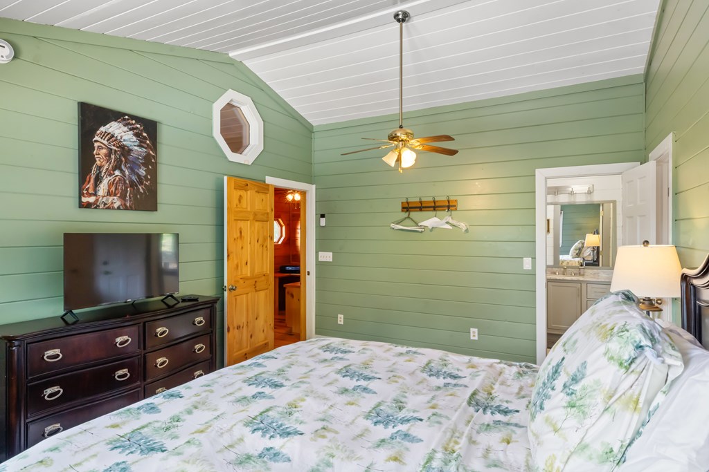 433983 Blue Ridge Active