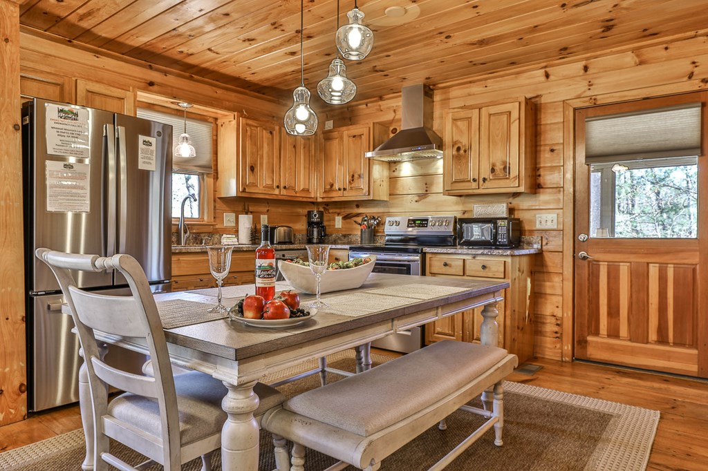 433988 Ellijay Active