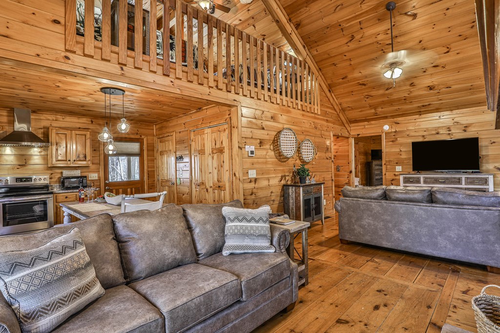 433988 Ellijay Active