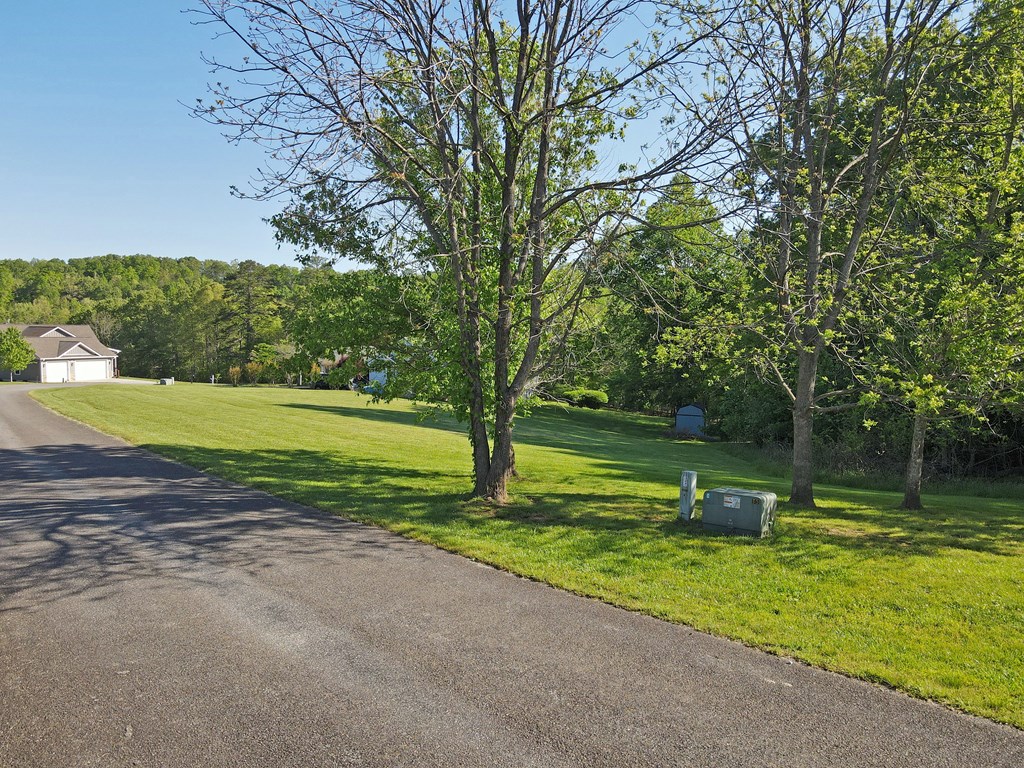 434020 Young Harris
 Land