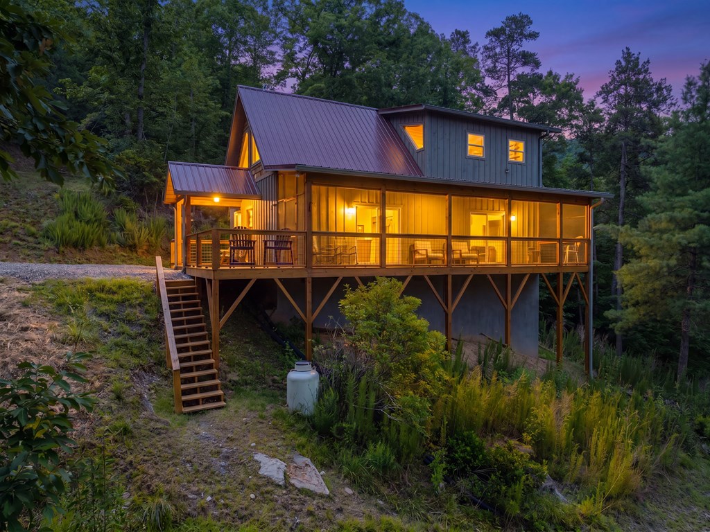 434043 Brasstown Active