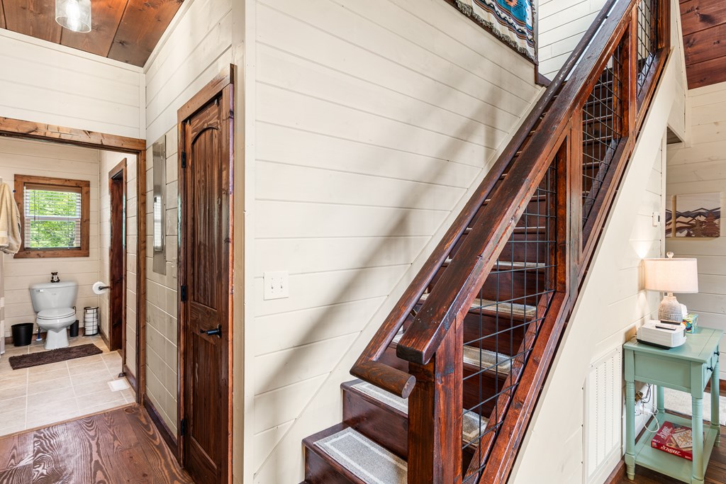 434043 Brasstown Active