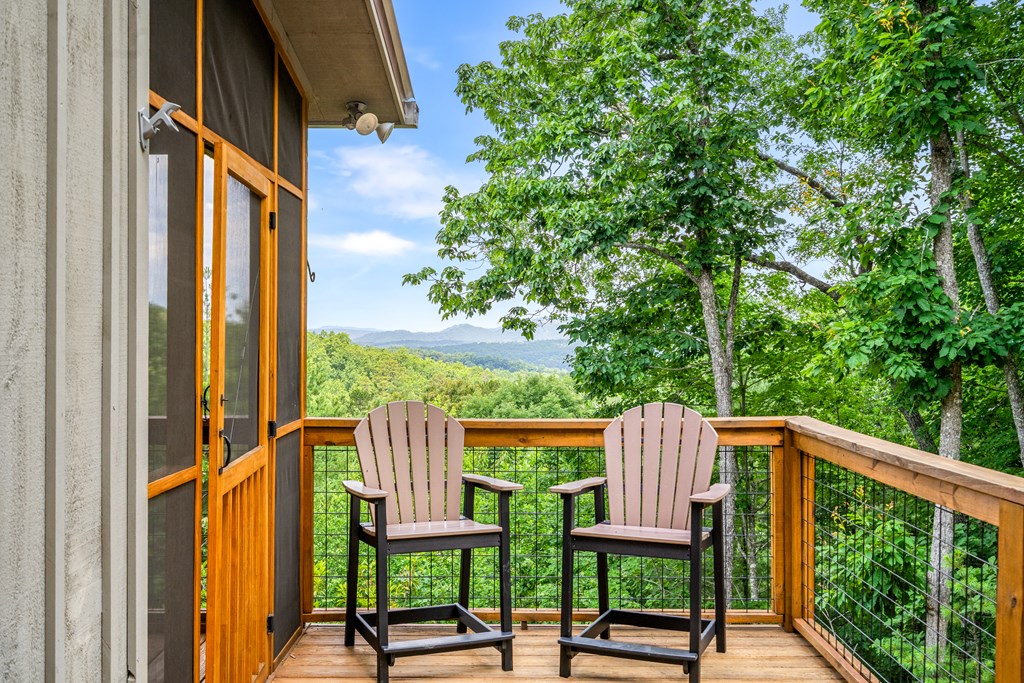 434043 Brasstown Active