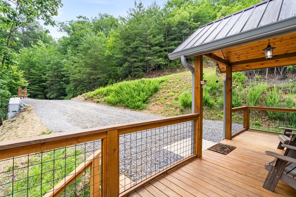 434043 Brasstown Active