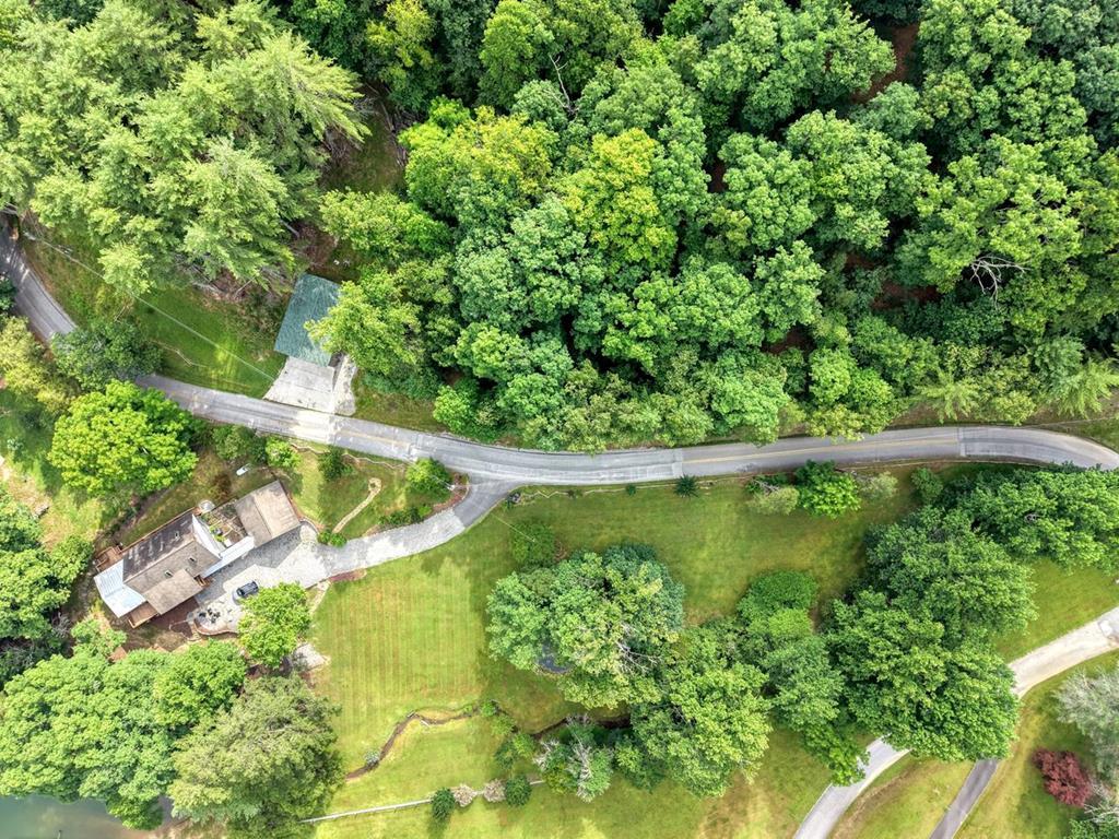 434044 Blairsville
 Land